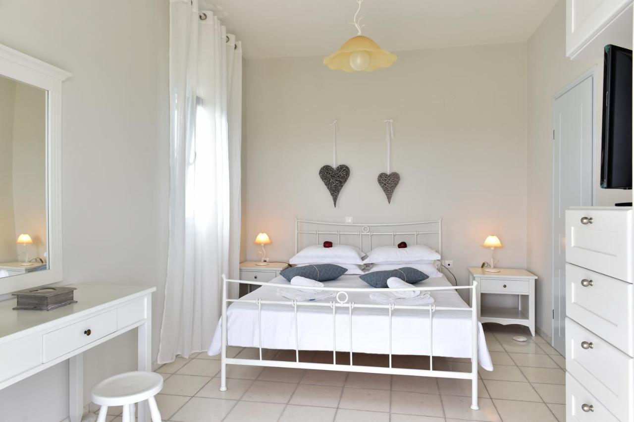 Tonia Apartments Paros Chrisi Akti  Exteriér fotografie
